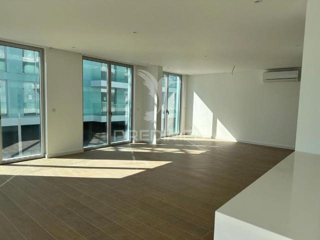 Apartamento venda em Alcobaça, Leiria