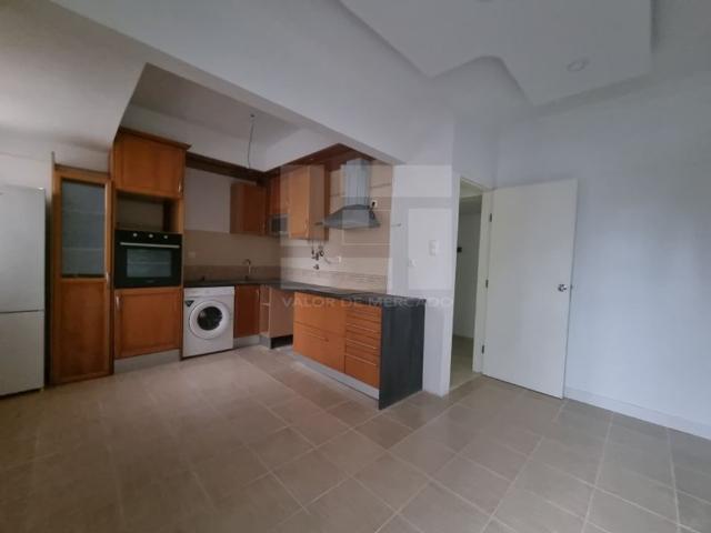 Apartamento venda em Bairro de Campolide, Lisboa