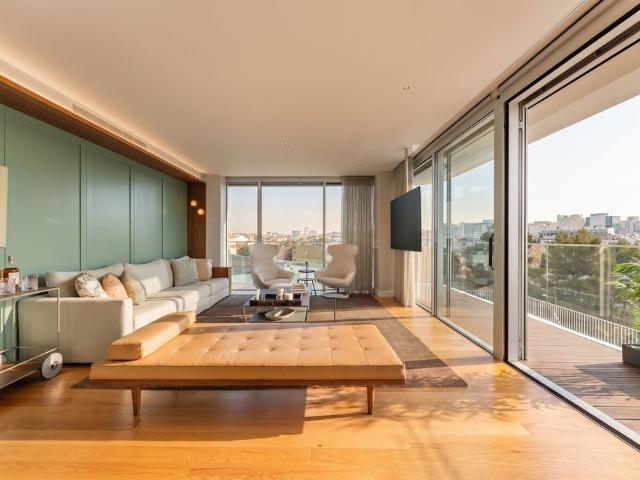 Apartamento venda em Avenidas Novas, Lisboa