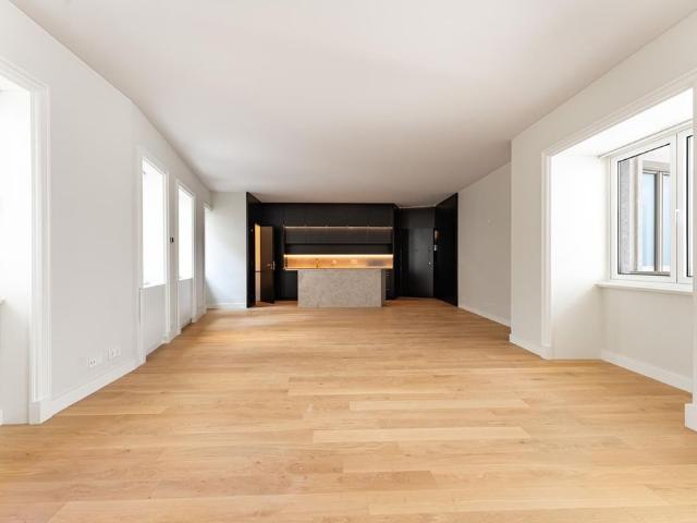 Apartamento venda em Santo António, Lisboa