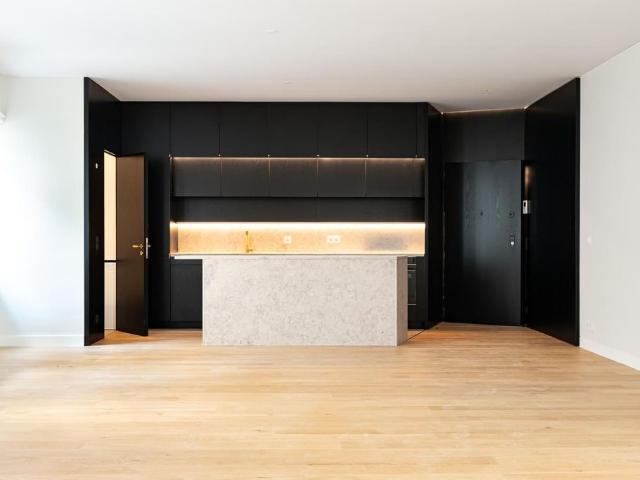 Apartamento venda em Santo António, Lisboa