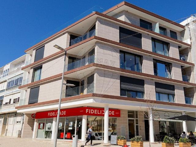 Apartamento venda em Santiago Dos Velhos, Lisboa