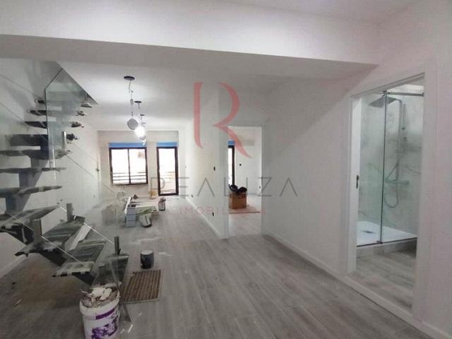 Apartamento venda em Almada, Setúbal