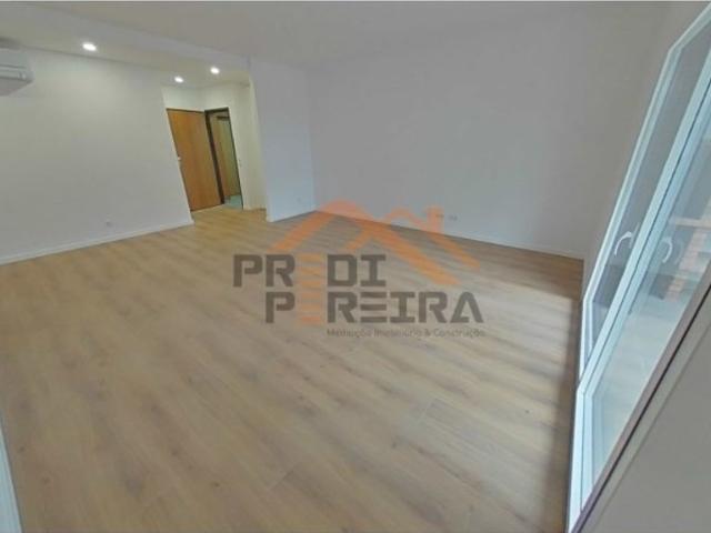 Apartamento venda em Colinas do Cruzeiro, Odivelas
