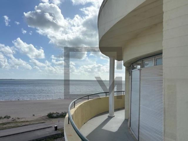 Apartamento venda em Núcleo Urbano Histórico de Algés, Oeiras
