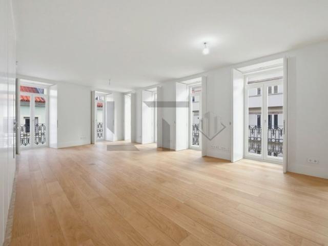 Apartamento venda em Santo António, Lisboa