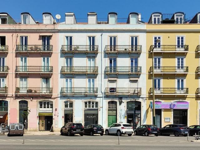 Apartamento venda em Estrela, Lisboa