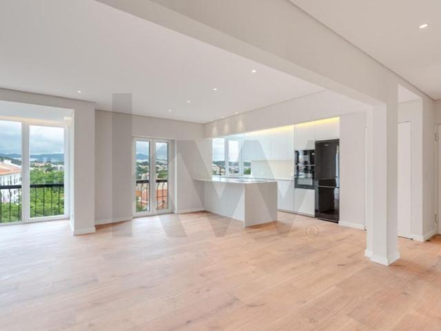 Apartamento venda em Abuxarda, Cascais