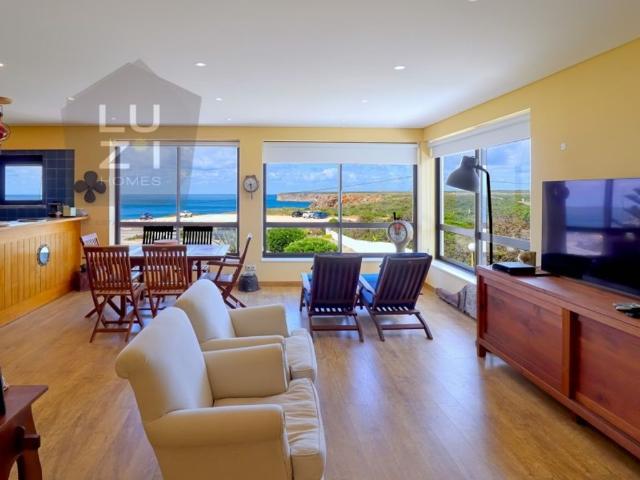 Apartamento venda em Vila Do Bispo