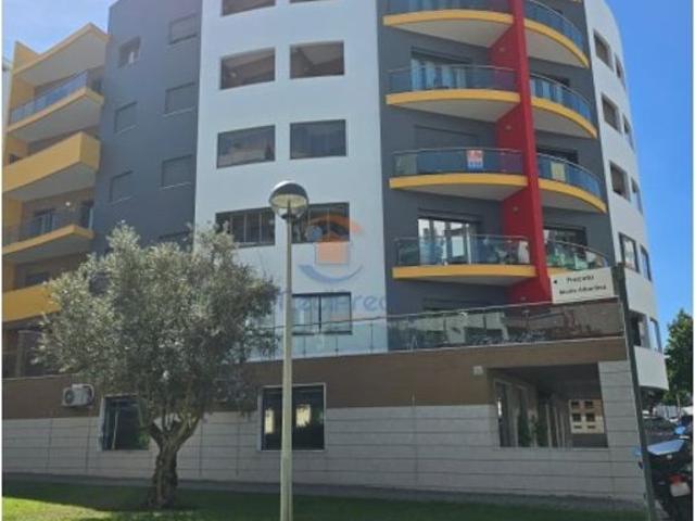 Apartamento venda em Jardim da Amoreira, Odivelas