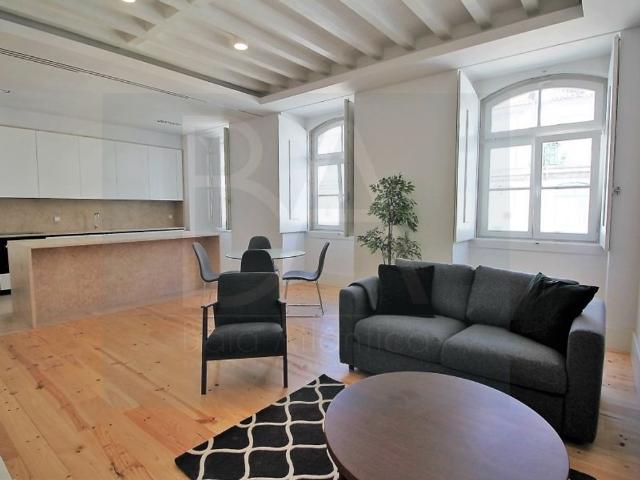 Apartamento venda em Madalena, Lisboa