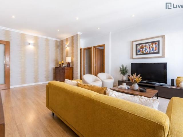 Apartamento venda em Baixa de Algés, Oeiras
