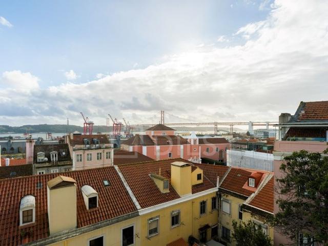 Apartamento venda em Estrela, Lisboa