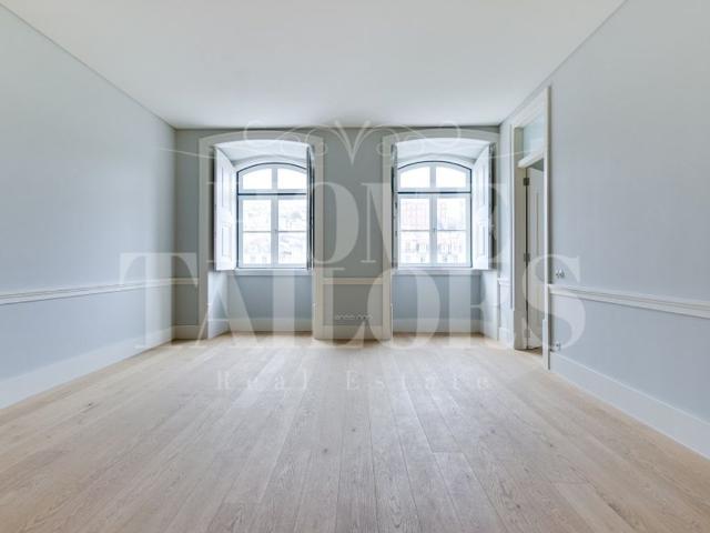 Apartamento venda em Santa Maria Maior, Lisboa