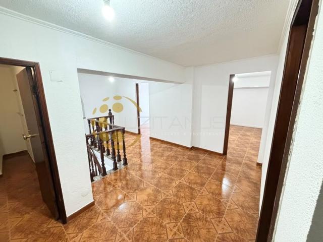 Apartamento venda em Almada, Setúbal