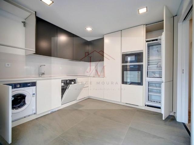 Apartamento venda em Carcavelos, Cascais