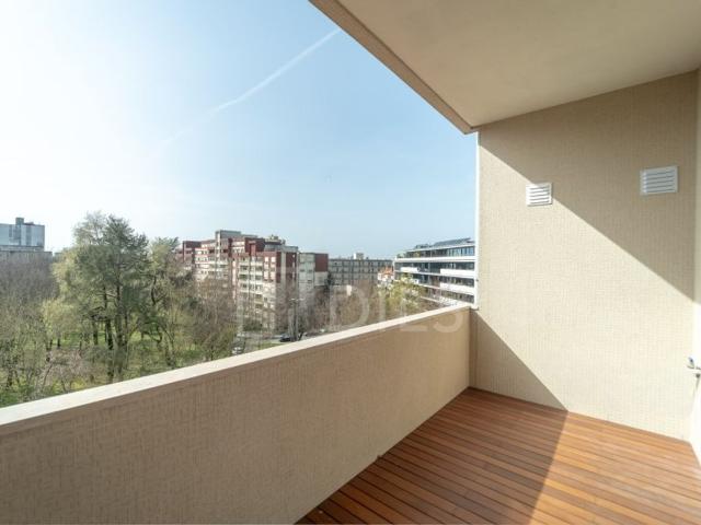 Apartamento venda em Porto, Lordelo Do Ouro