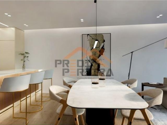 Apartamento venda em Urbanização das Urmeiras, Santiago Dos Velhos