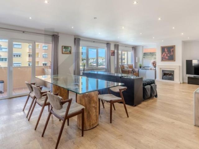 Apartamento venda em Nova Carnaxide, Oeiras