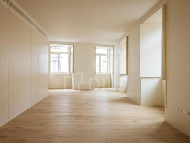 Apartamento venda em Encarnação, Lisboa