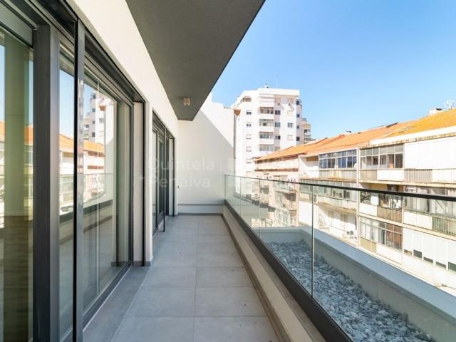 Apartamento venda em Ginjal, Almada
