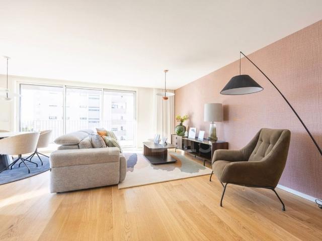 Apartamento venda em Faro (Sé e São Pedro), Faro