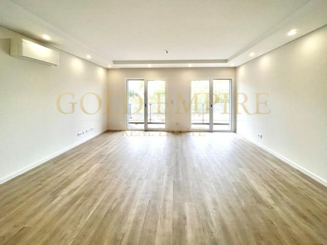 Apartamento venda em Carcavelos, Cascais