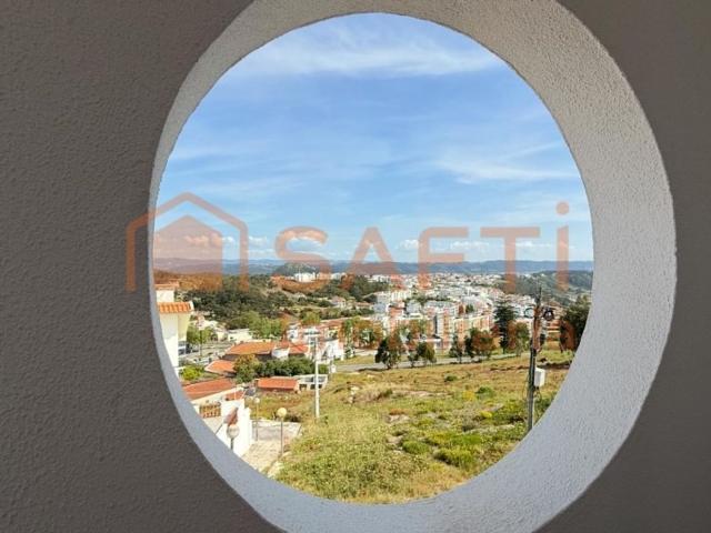 Apartamento venda em Pederneira, Leiria