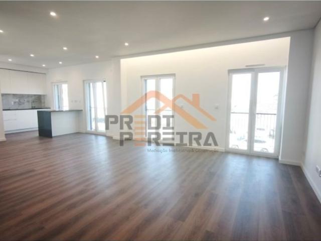 Apartamento venda em Ramada e Caneças, Odivelas