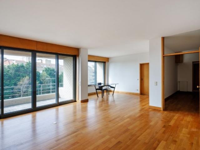 Apartamento venda em Porto, Aldoar