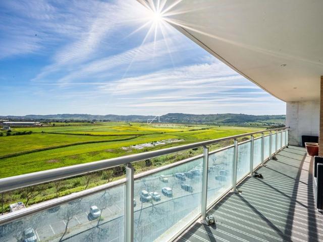 Apartamento venda em Santiago Dos Velhos, Lisboa
