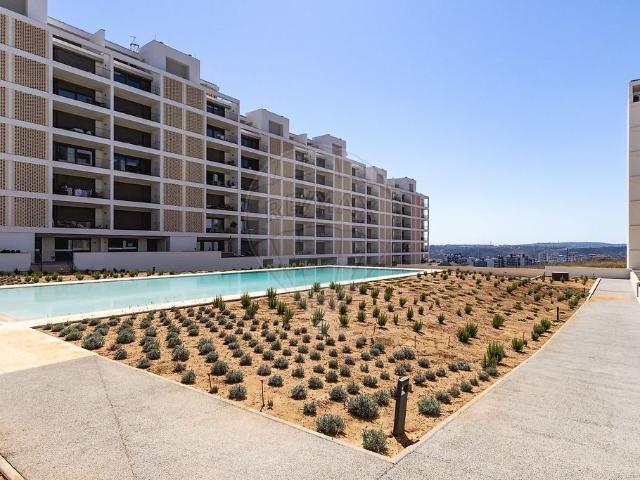 Apartamento venda em Santiago Dos Velhos, Lisboa