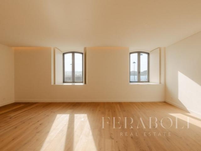 Apartamento venda em São Francisco Xavier, Lisboa