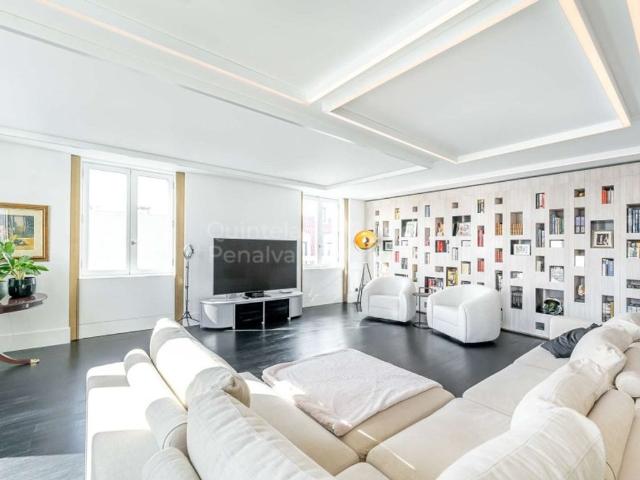 Apartamento venda em Santa Maria Maior, Lisboa