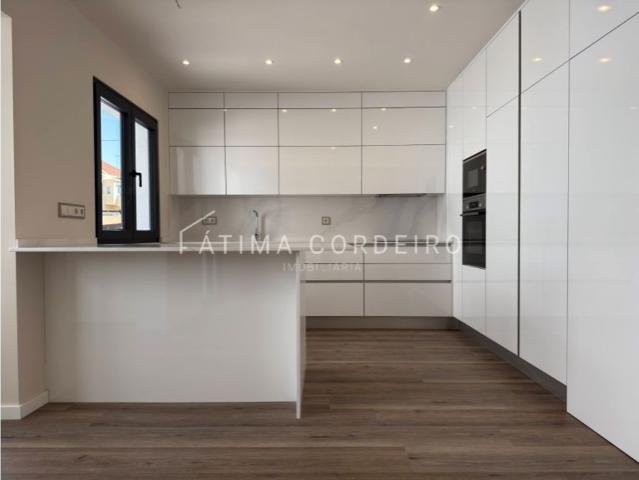 Apartamento venda em Torcatas, Almada