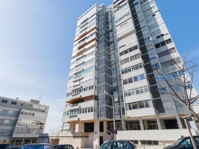 Apartamento venda em São Francisco Xavier, Lisboa