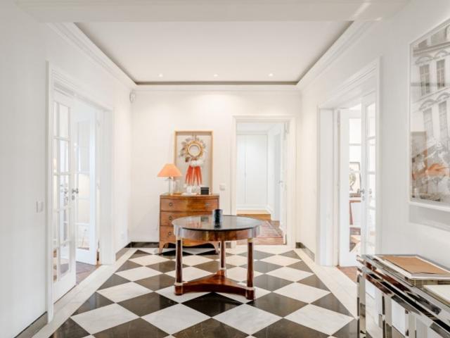 Apartamento venda em Estrela, Lisboa