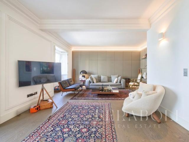 Apartamento venda em Santo António, Lisboa