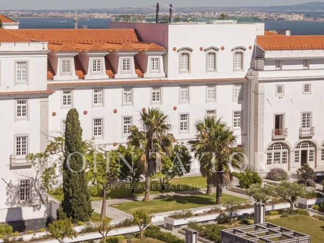 Apartamento venda em Misericórdia, Lisboa