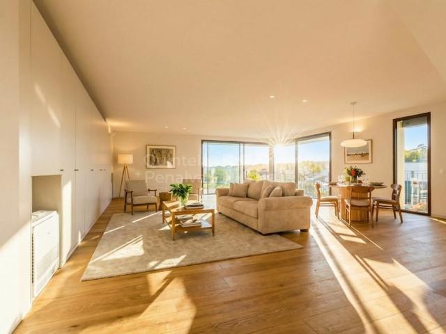 Apartamento venda em Lugar do Castelo, Vila Nova De Gaia