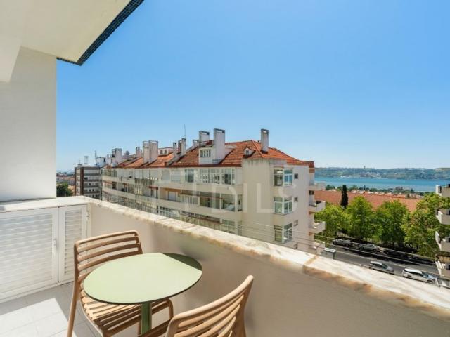 Apartamento venda em São Francisco Xavier, Lisboa