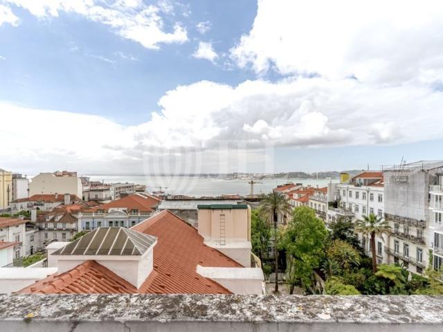 Apartamento venda em Misericórdia, Lisboa