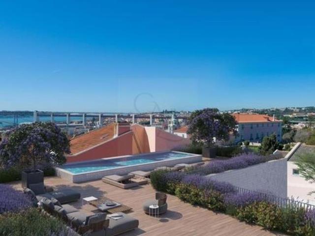 Apartamento venda em Estrela, Lisboa