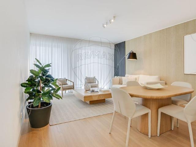 Apartamento venda em Santo António, Lisboa