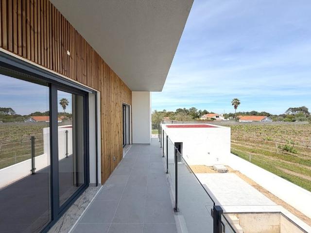 Casa venda em Azeitão (São Lourenço e São Simão), Setúbal