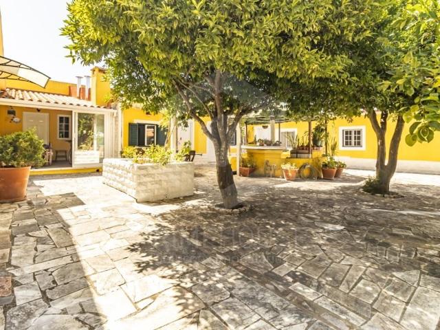Casa venda em Azeitão (São Lourenço e São Simão), Setúbal
