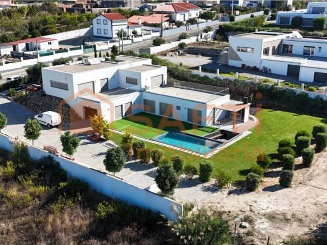 Casa venda em Peniche, Leiria