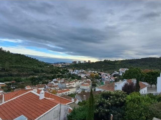 Casa venda em Alenquer (Santo Estêvão e Triana), Alenquer