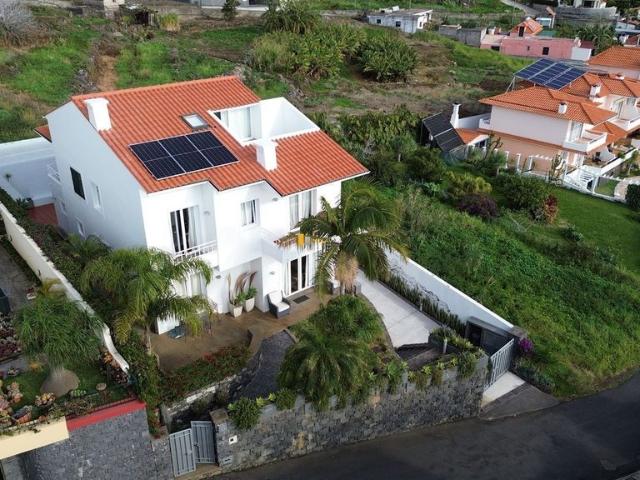 Casa venda em Caniço de Baixo, Santa Cruz