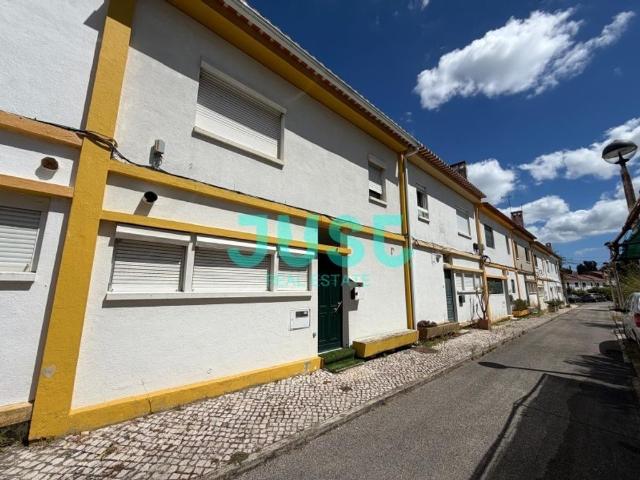 Casa venda em Portela da Azóia, Santiago Dos Velhos